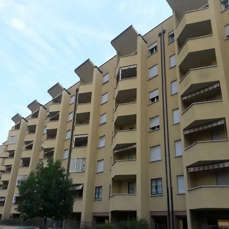 M&e Blue House بولونيا